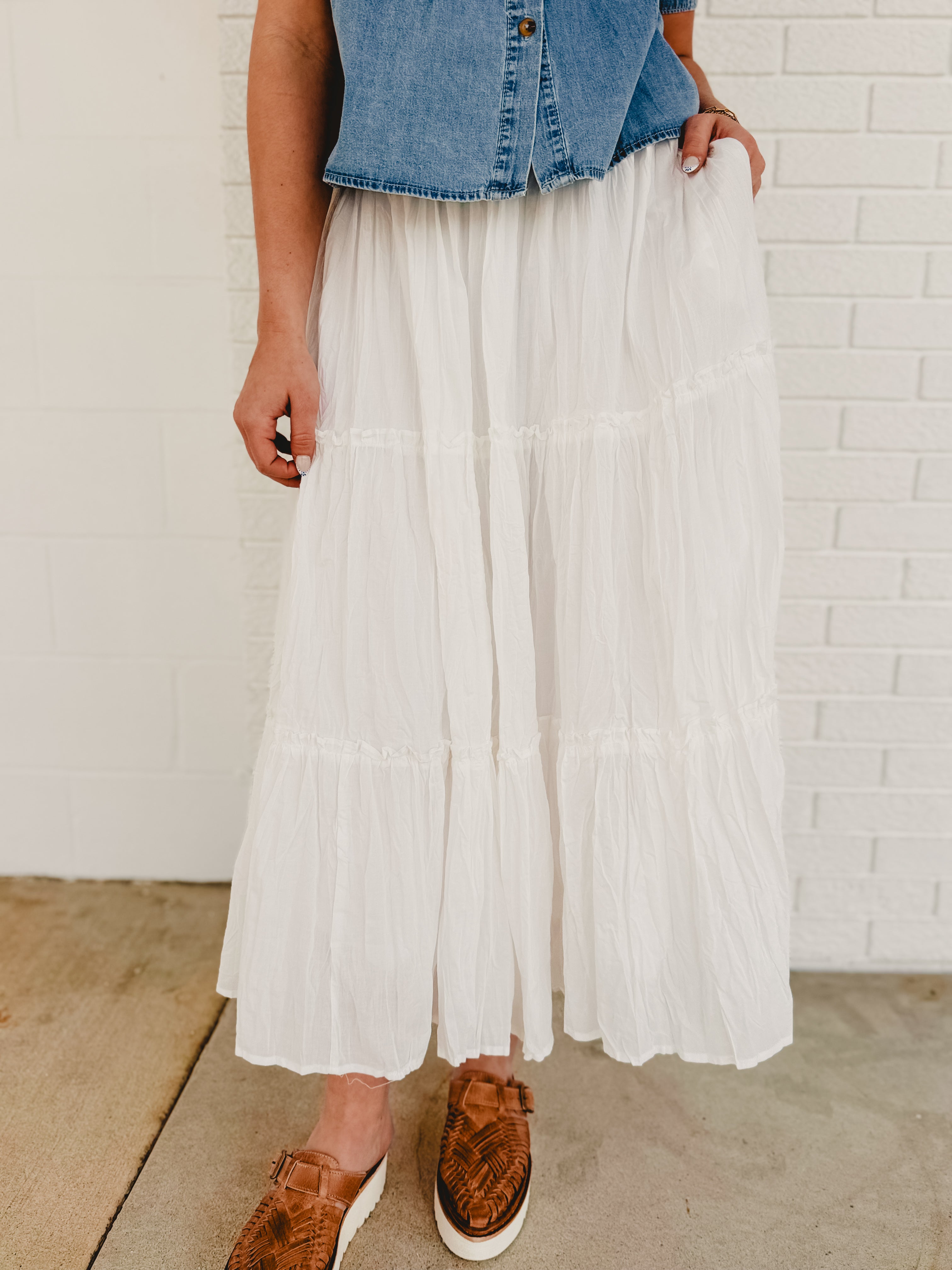 Crinkle Tiered Midi Skirt- White