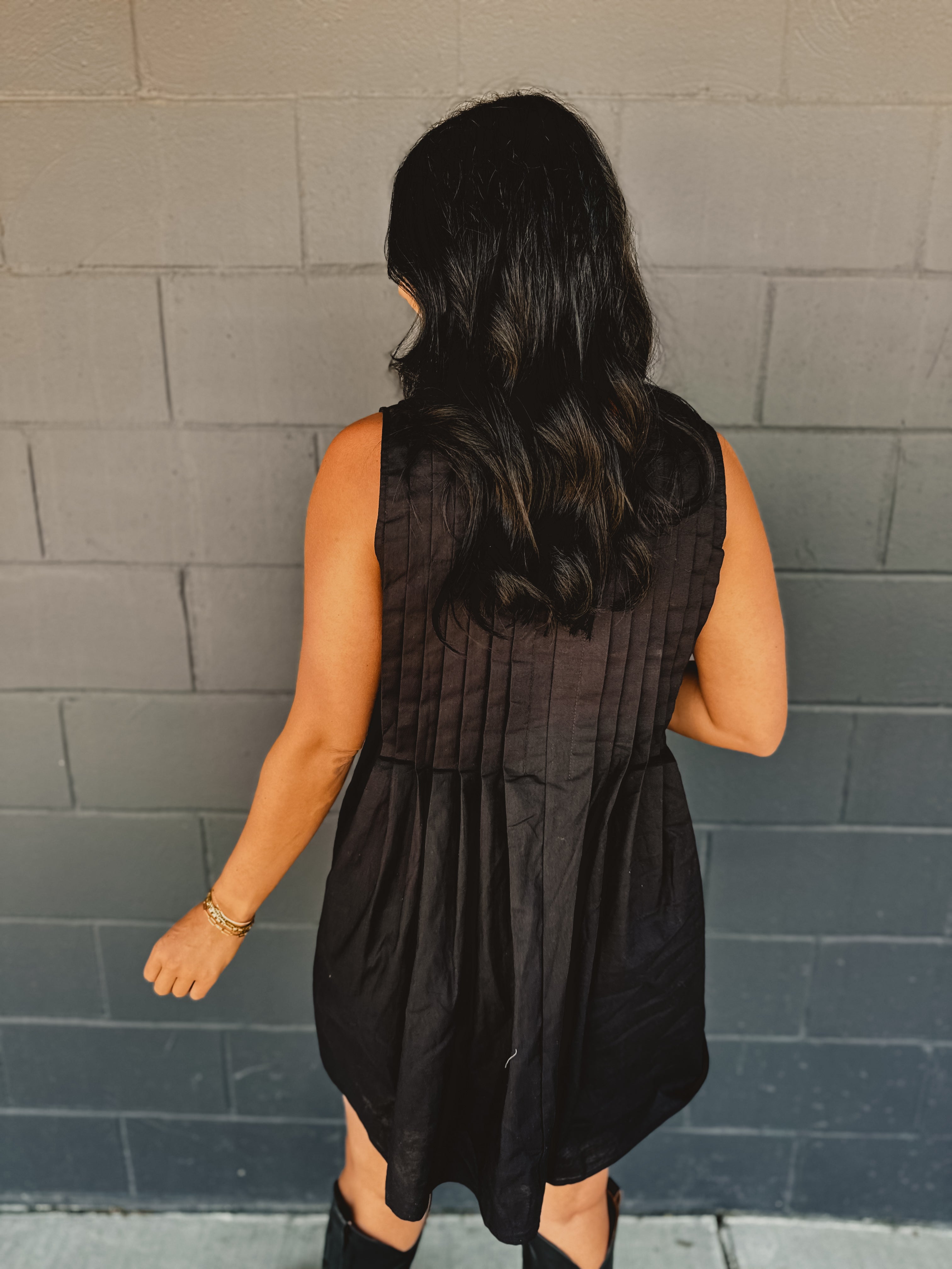 Bow Pleated Mini Dress - Black