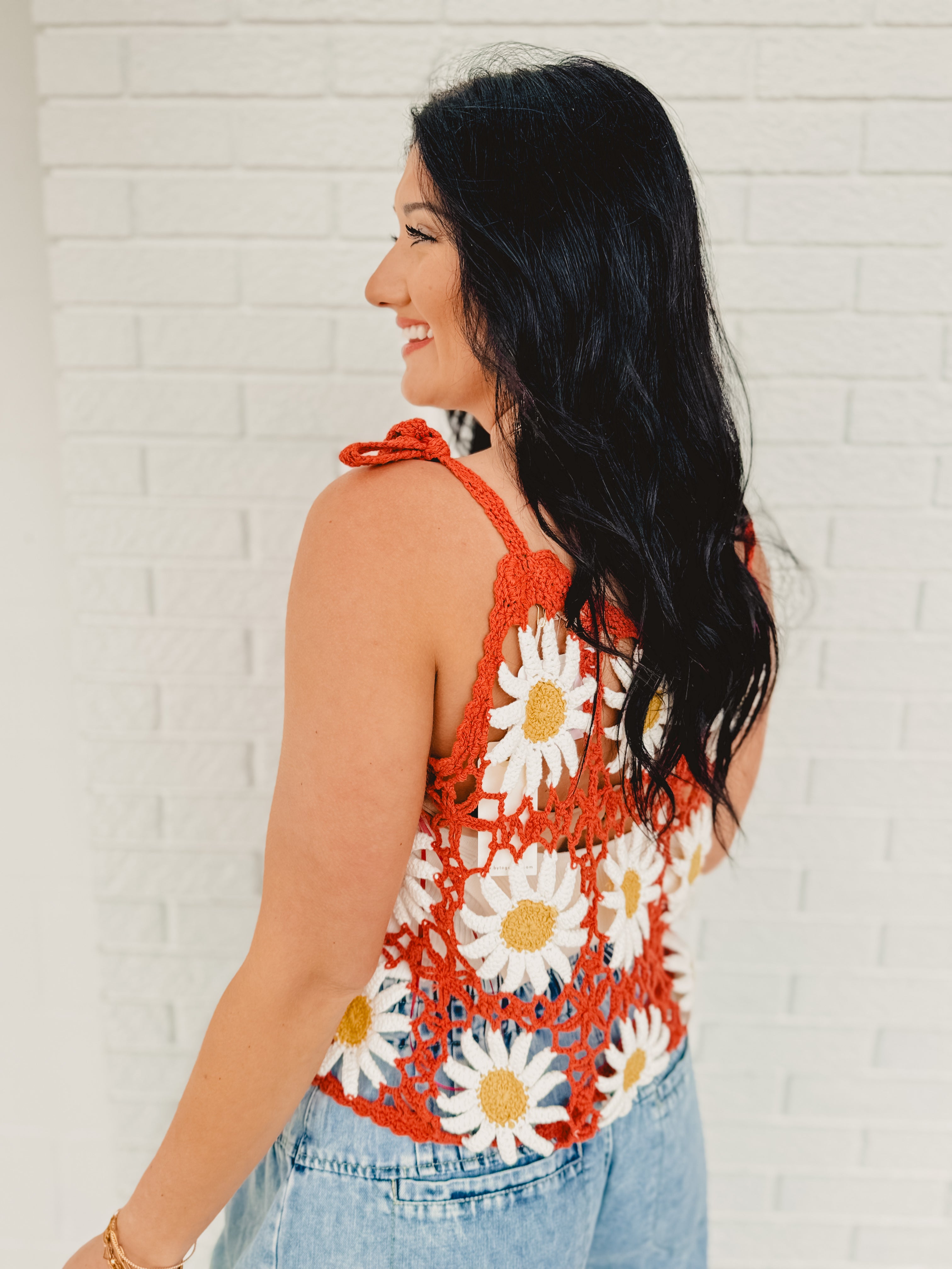Daisy Crochet Knit Tank Top - Brick