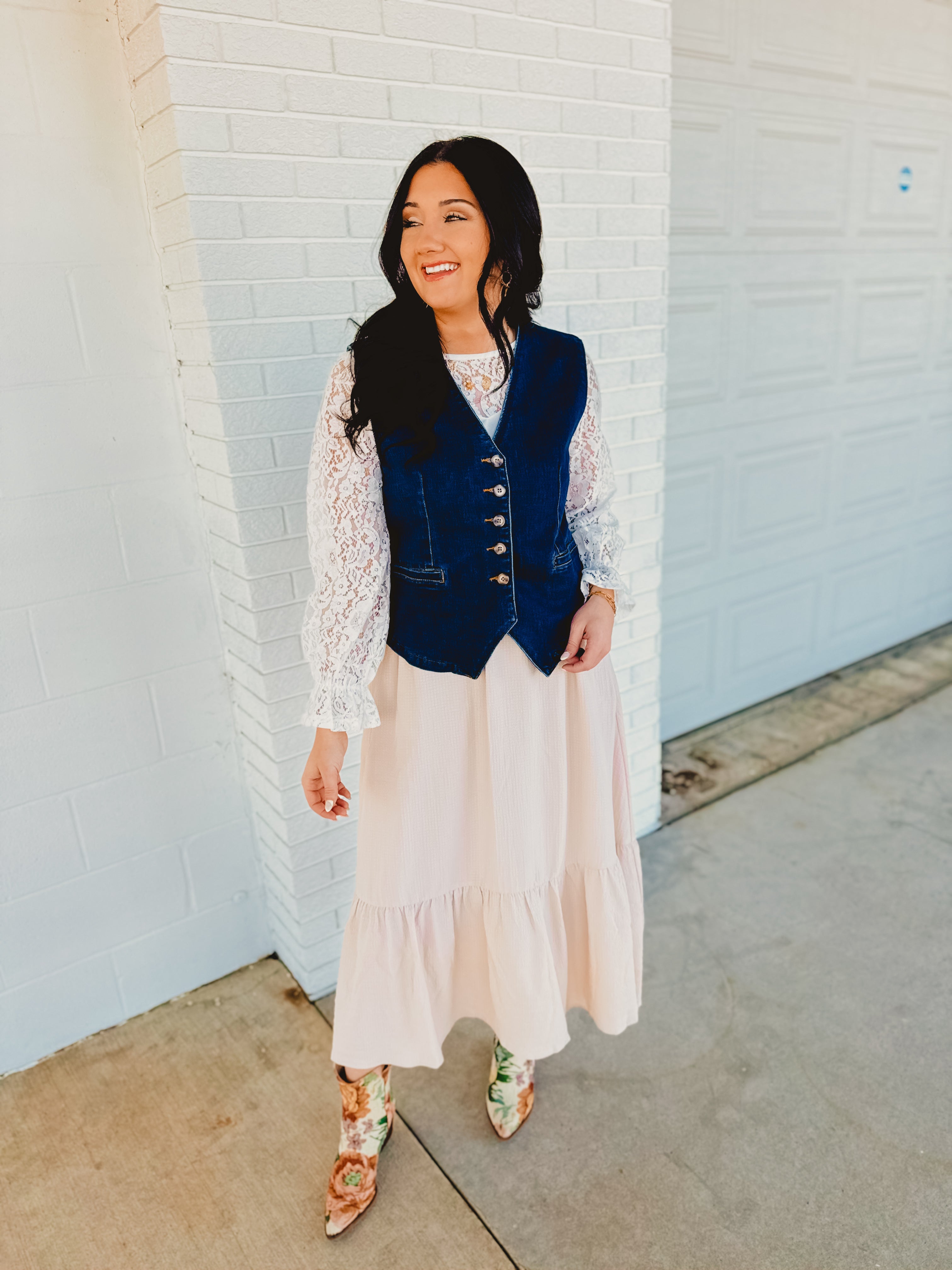 Elegant Lace Blouse - Off White