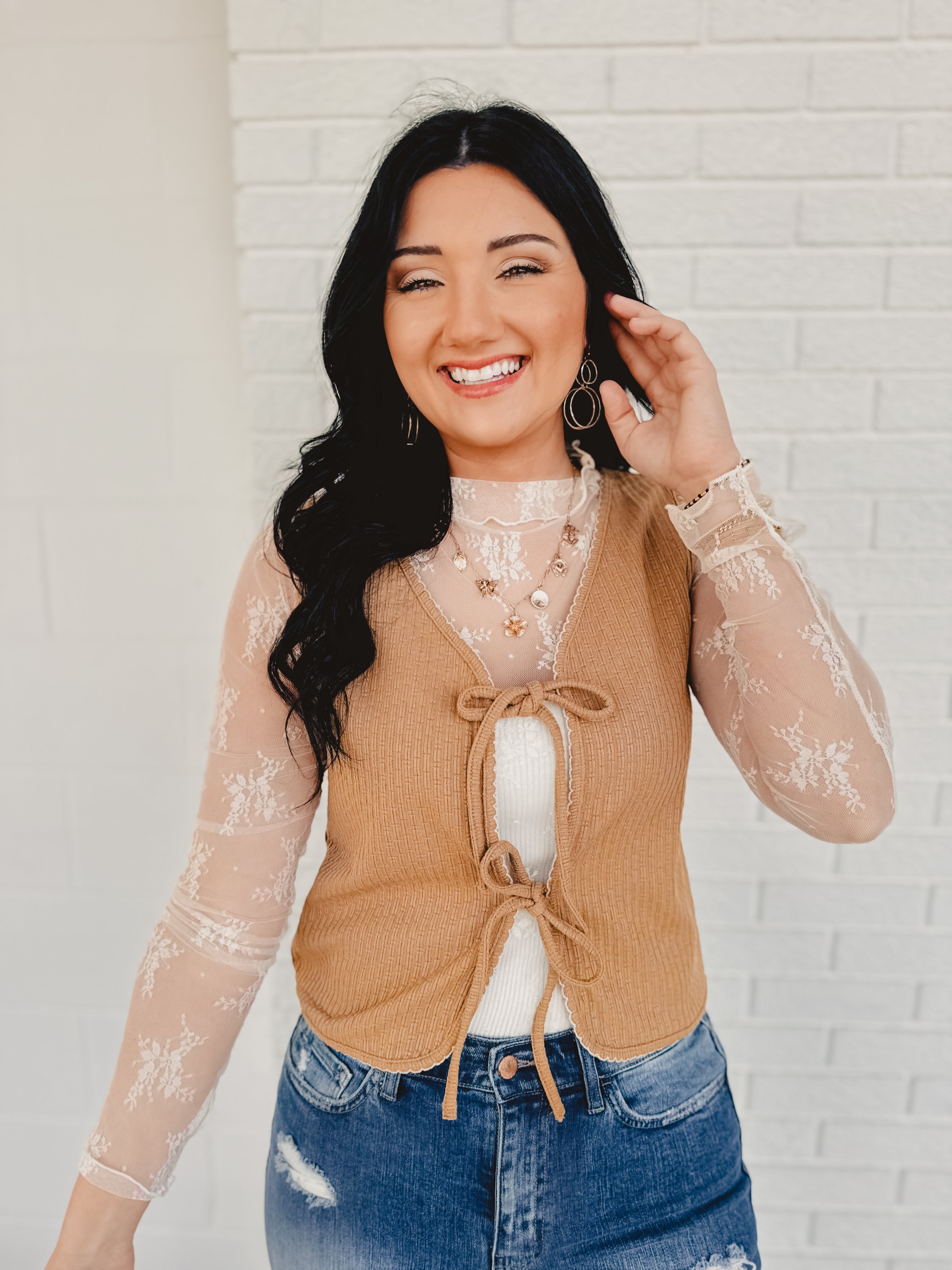 Textured Piping Detailed Vest - Mocha